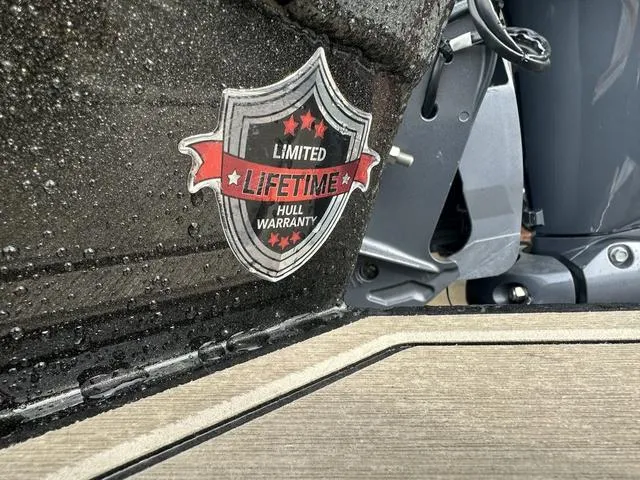 Slide: The Image of Avid 18 Commander 2026 - 29