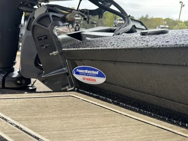 Slide: The Image of Avid 18 Commander 2026 - 5