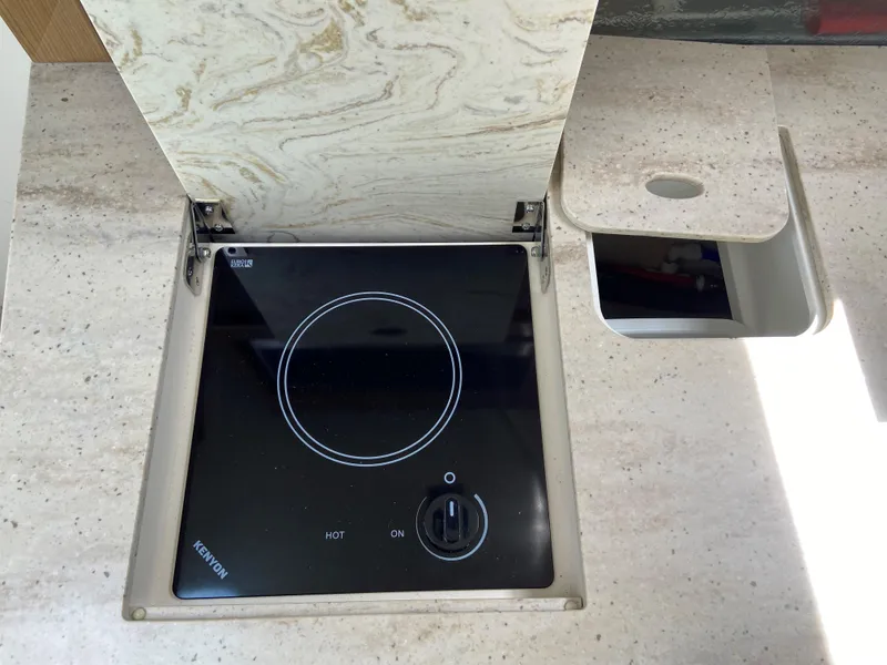 Slide: The Image of Built-in stove on 2017 Formula 350 Sun Sport boat. - 35