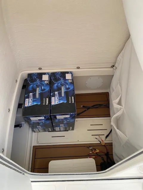 Slide: The Image of Bulls Bay 255CC 2025 - 12