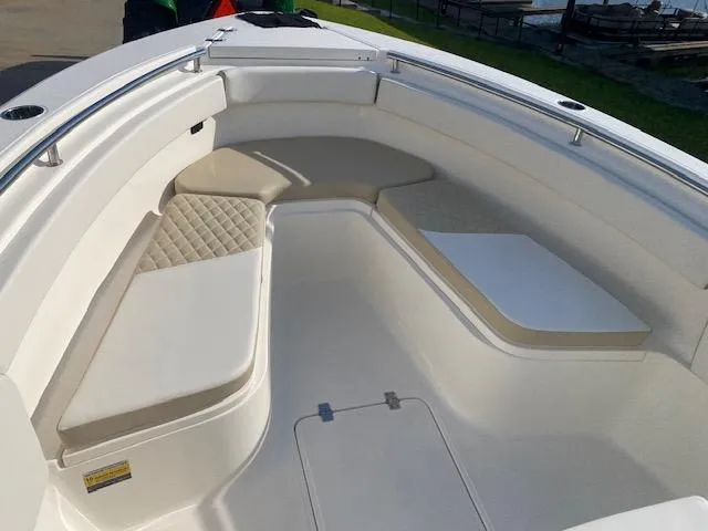 Slide: The Image of Bulls Bay 255CC 2025 - 4