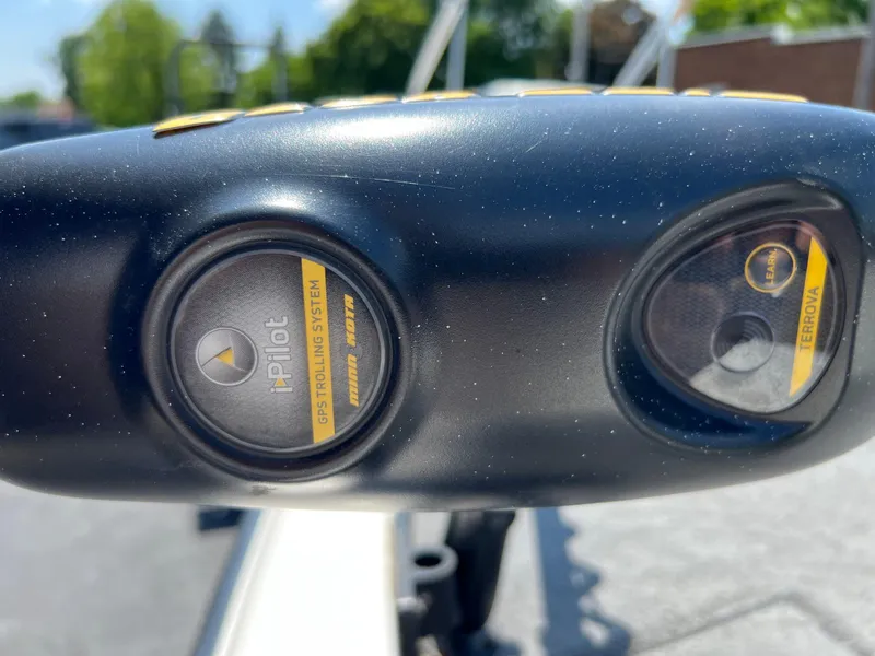 Slide: The Image of Close-up of i-Pilot GPS trolling system on 2000 Triton TR170C boat. - 21