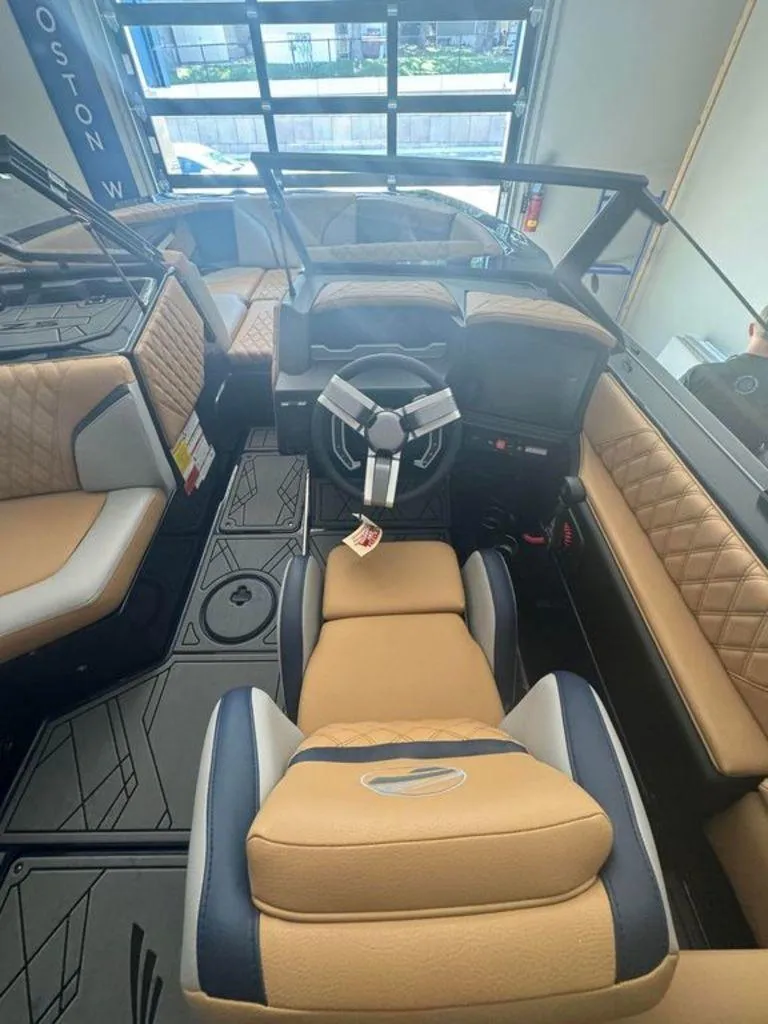 Slide: The Image of Tigé 22RZX 2024 - 7