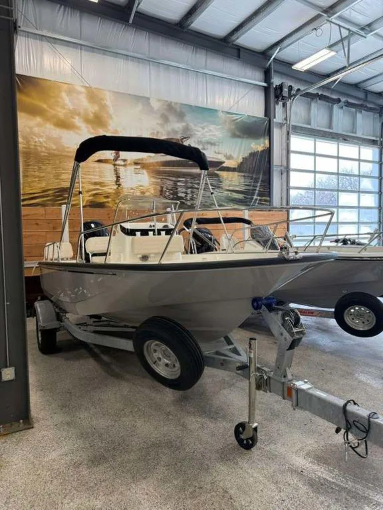 Slide: The Image of Boston Whaler 170 Montauk 2025 - 2