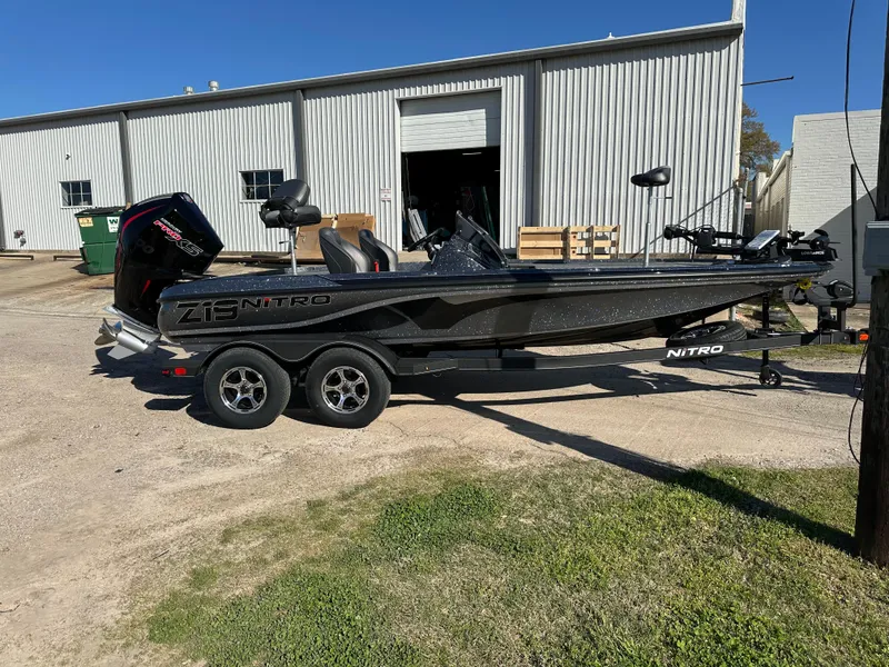 Slide: The Image of Nitro Z19 Pro 2024 - 72