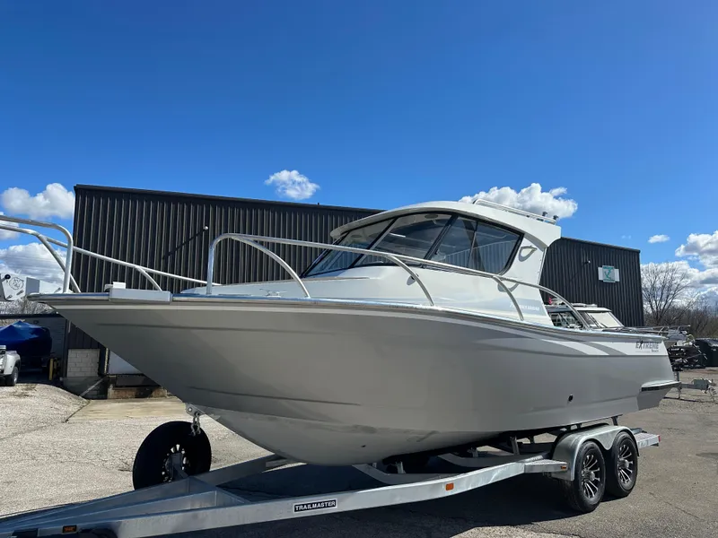 Slide: The Image of Port Side of the 2024 Extreme Boats 795 Walk Around 26' for Sale by Parma Marine - 0