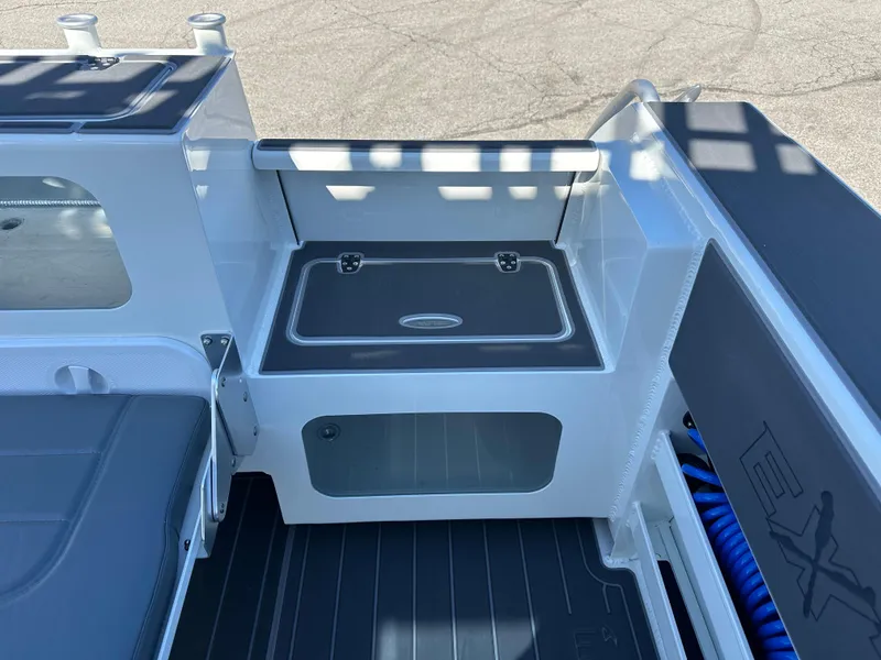 Slide: The Image of Transom Door - 17