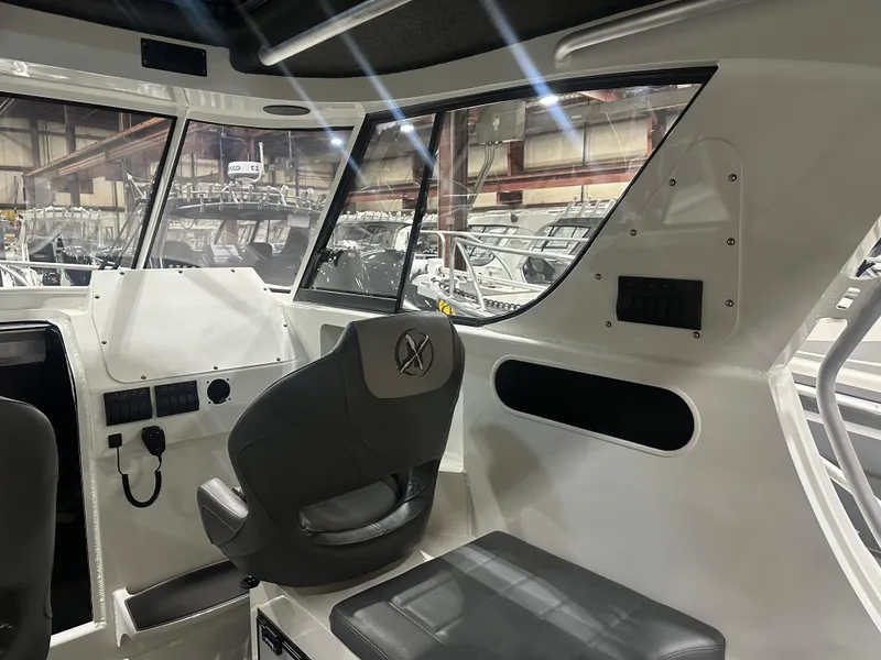 Slide: The Image of Captains Bolstered Seat - 24