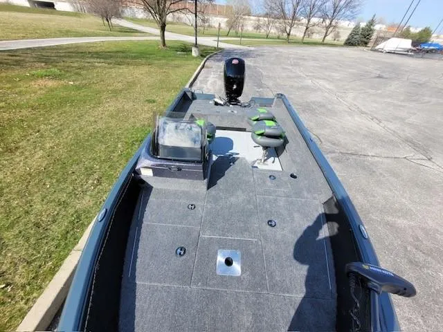 Slide: The Image of 2024 Ranger VS1782SC Angler fishing boat with seating and motor. - 6