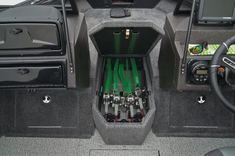 Slide: The Image of Tracker Targa V-18 Combo 2024 - 28
