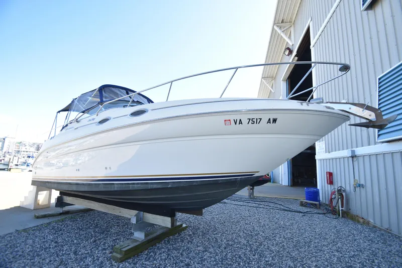 Slide: The Image of Sea Ray Sundancer 260 2000 - 1