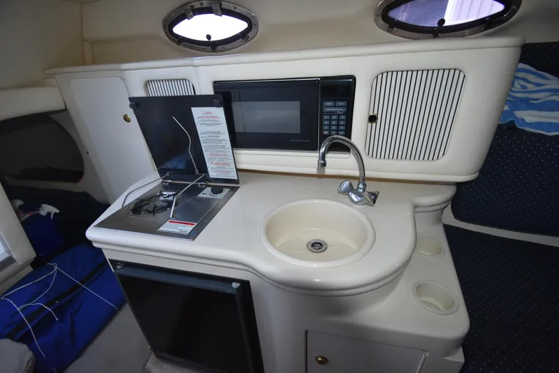 Slide: The Image of Sea Ray Sundancer 260 2000 - 26