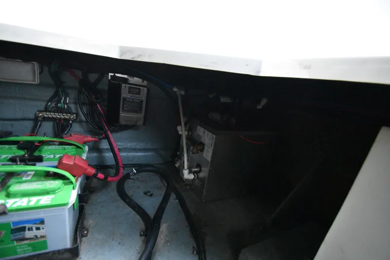 Slide: The Image of Sea Ray Sundancer 260 2000 - 33