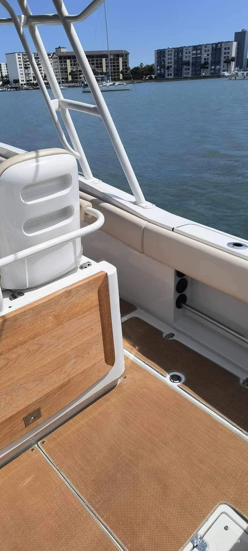 Slide: The Image of Chris-Craft Catalina 29 2015 - 65