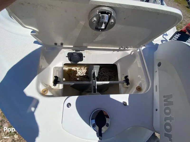 Slide: The Image of 2020 Chaparral 21 SSI for sale in Gold Canyon, AZ - 29