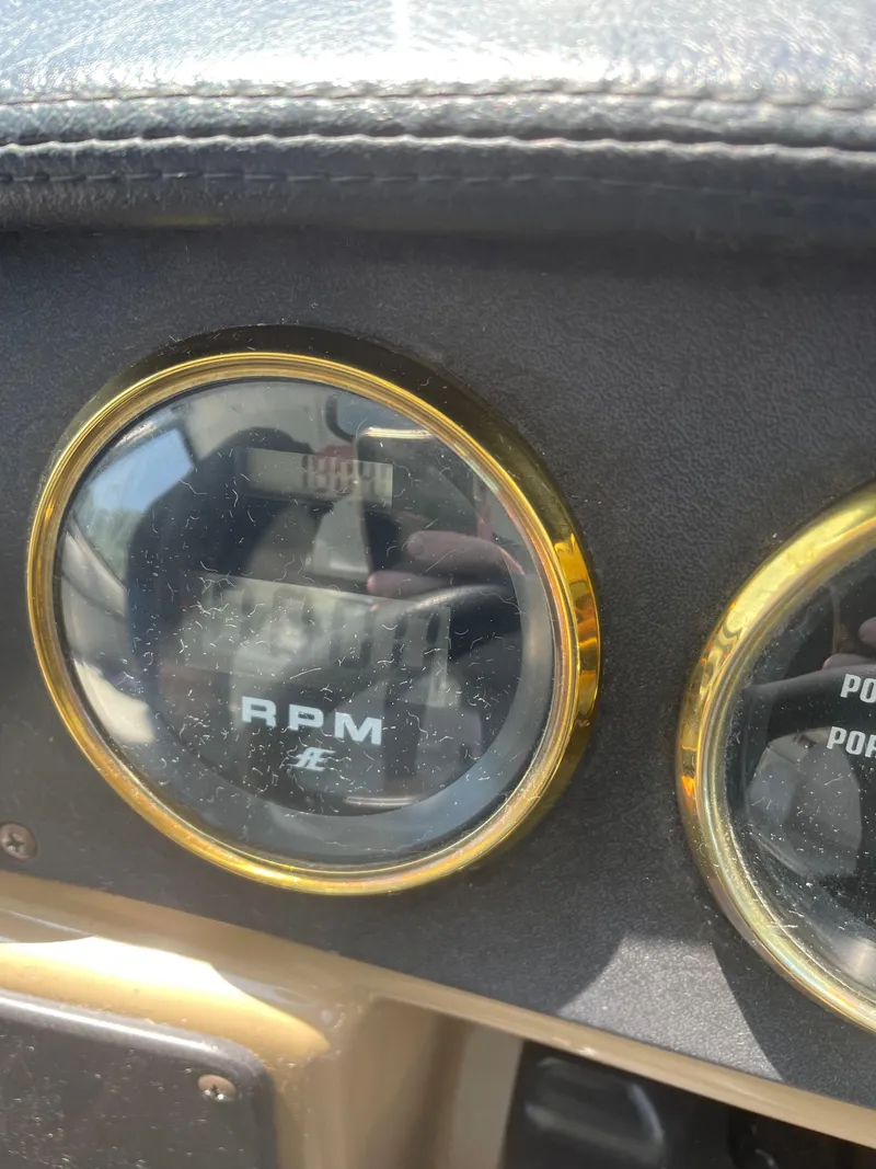 Slide: The Image of Close-up of RPM gauge on 2002 Carver 444 Cockpit Motoryacht. - 25