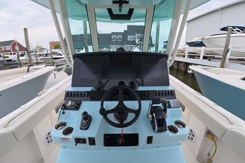 Slide: The Image of Sailfish 360 CC 2025 - 20