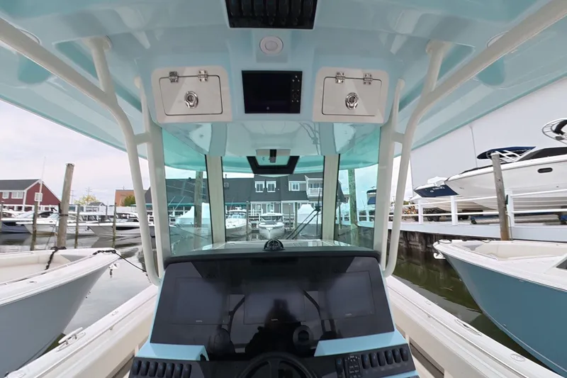 Slide: The Image of Sailfish 360 CC 2025 - 22