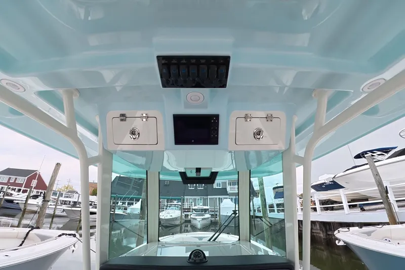 Slide: The Image of Sailfish 360 CC 2025 - 23