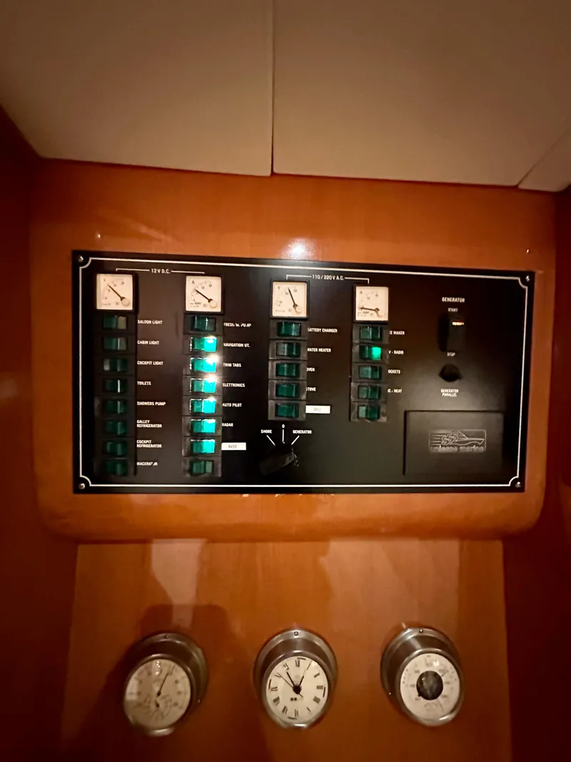 Slide: The Image of Control panel of a 2001 Uniesse 42 Open yacht. - 30