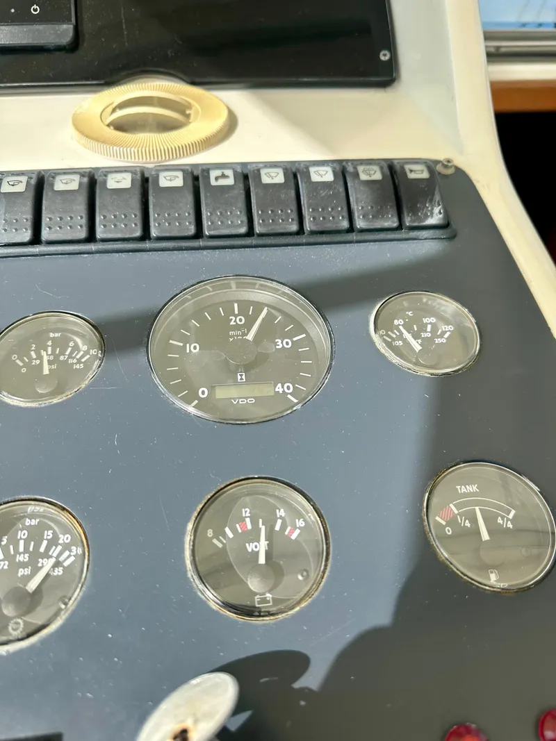 Slide: The Image of Uniesse 42 Open 2001 - 59