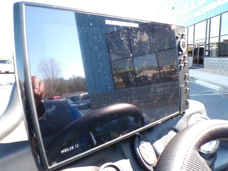 Slide: The Image of Phoenix 920 Elite 2023 boat with Humminbird Helix 12 fishfinder. - 16