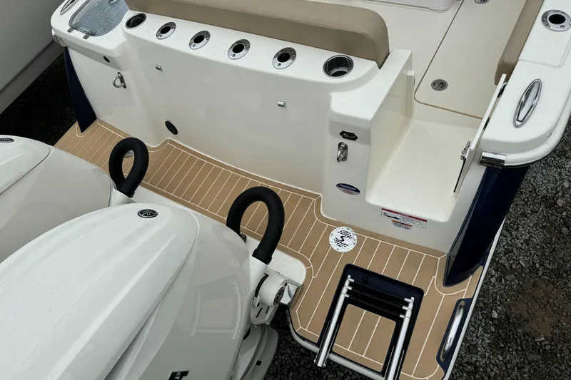 Slide: The Image of Scout 260 LXF 2025 - 55