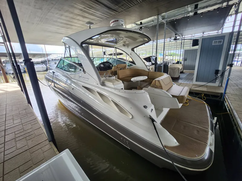 Slide: The Image of Cruisers 350 Express 2014 - 13