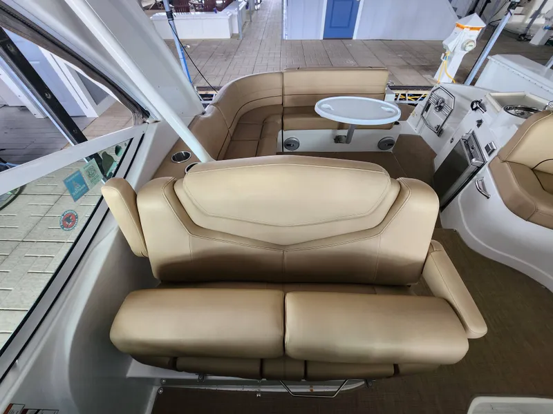 Slide: The Image of Cruisers 350 Express 2014 - 20