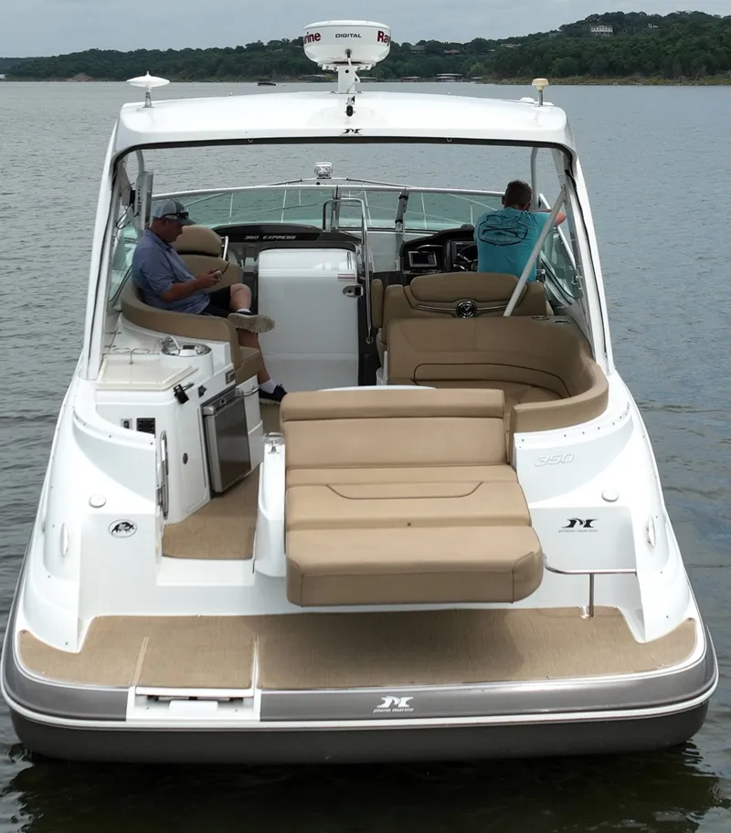 Slide: The Image of Cruisers 350 Express 2014 - 7