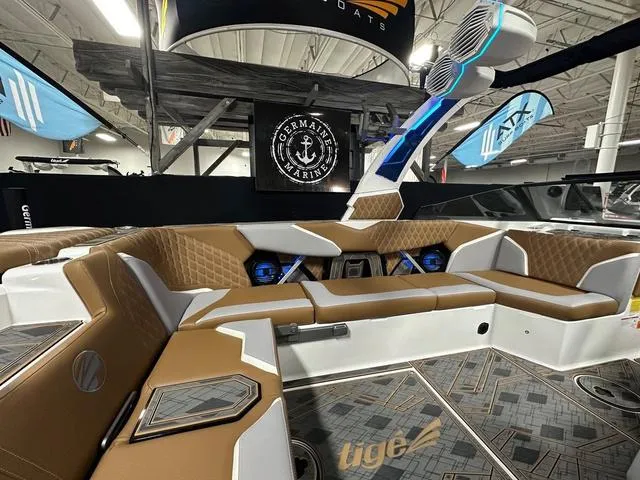 Slide: The Image of Tigé 24RZX 2024 - 9