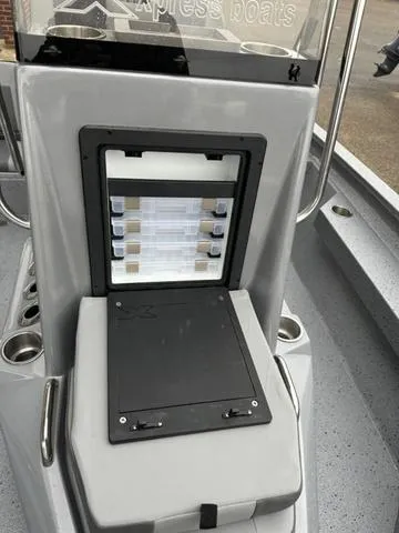 Slide: The Image of Xpress H20B 2025 - 24