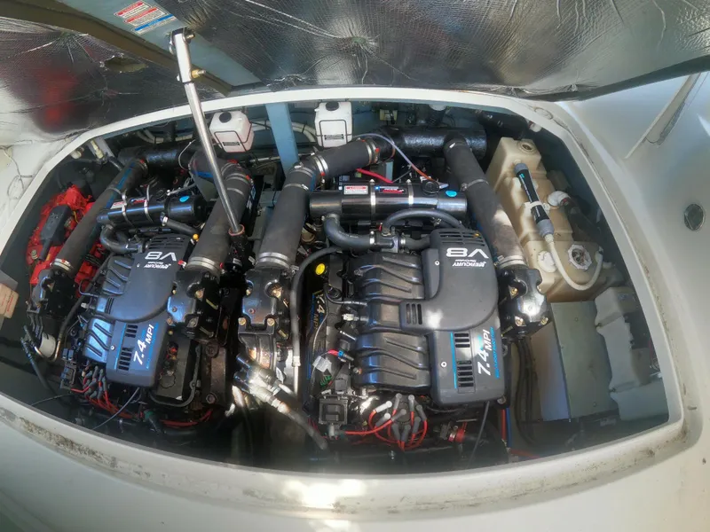 Slide: The Image of Engine compartment of a 2001 Sea Ray 340 Sundancer boat. - 18