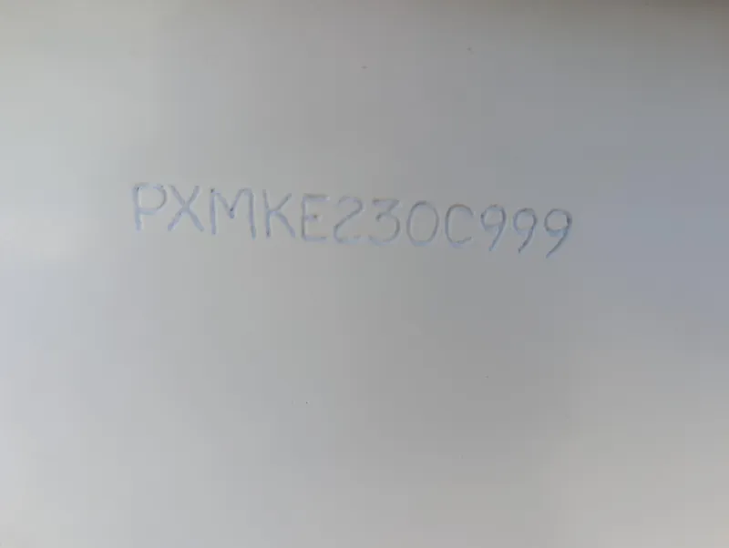 Slide: The Image of Hull identification number (HIN) on a 1999 Parker 2510 Walkaround boat. - 36