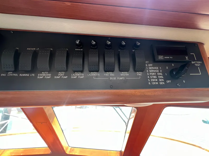 Slide: The Image of Marlow 65 2003 - 50