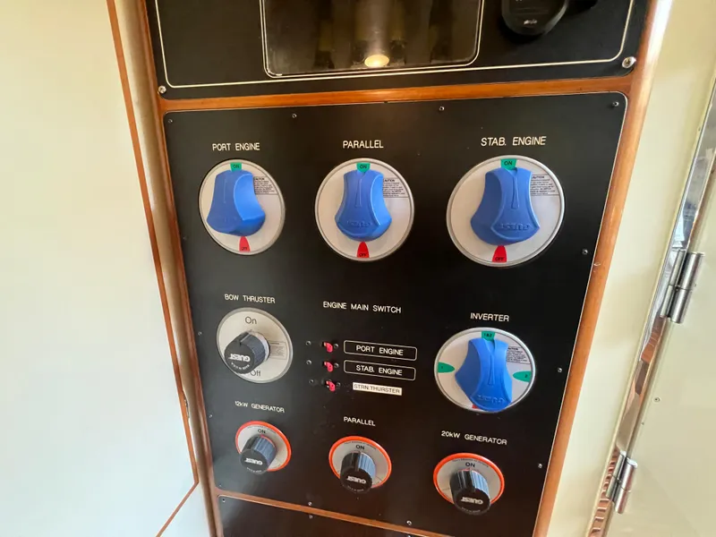 Slide: The Image of Marlow 65 2003 - 80