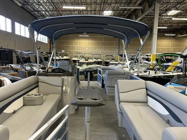 Slide: The Image of Bennington 21 SSR 2023 - 4