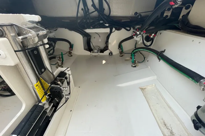 Slide: The Image of Pursuit S 328 Sport 2022 - 65