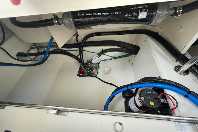 Slide: The Image of Pursuit S 328 Sport 2022 - 68