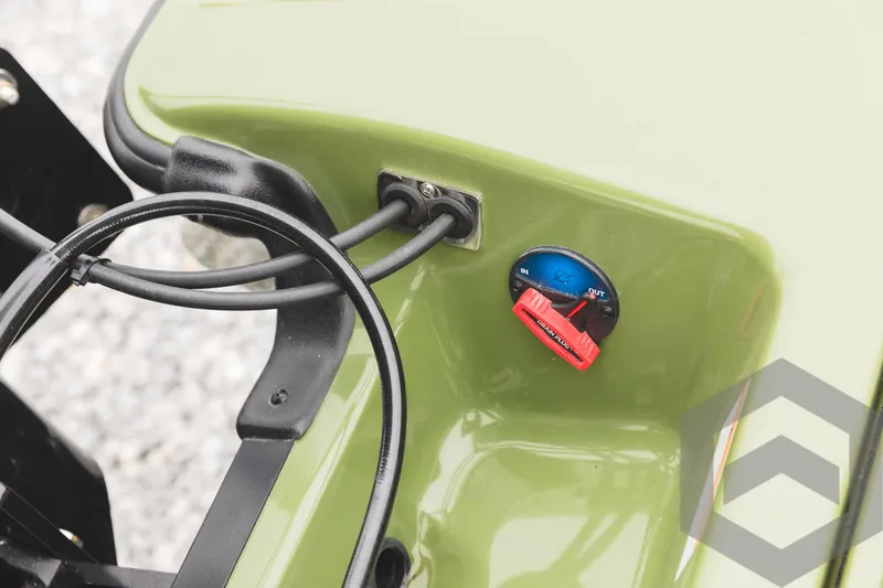 Slide: The Image of 2024 Caymas XS 20 Pro boat wiring and battery switch detail. - 43