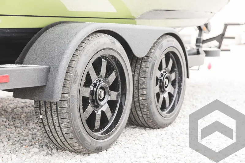 Slide: The Image of Caymas XS 20 Pro 2024 - 51