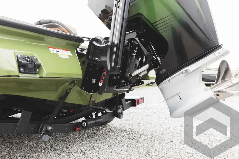 Slide: The Image of Caymas XS 20 Pro 2024 - 60