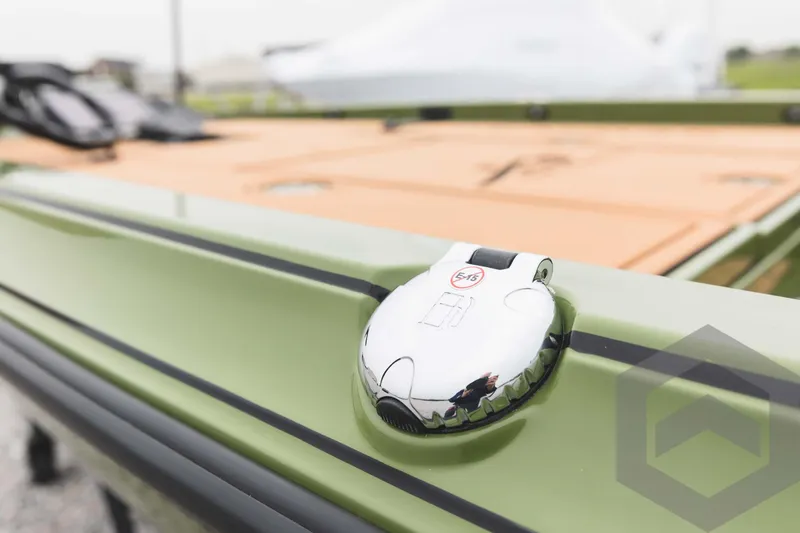 Slide: The Image of Caymas XS 20 Pro 2024 - 68