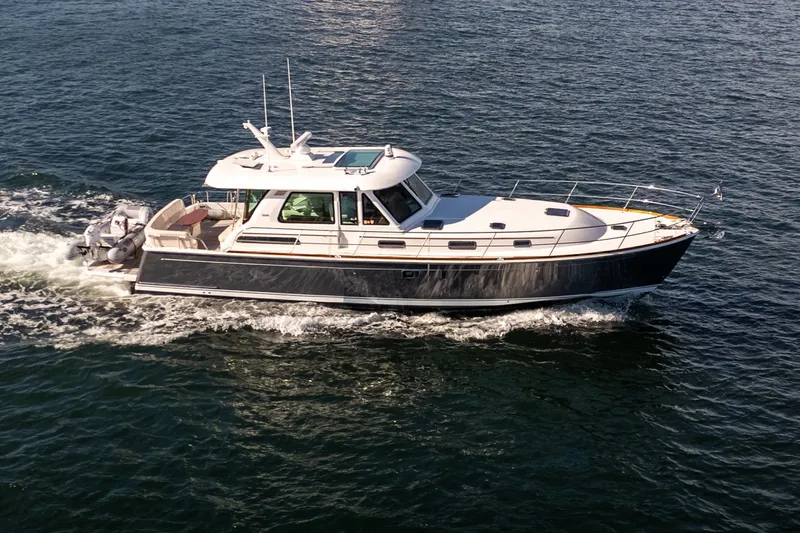 Slide: The Image of Sabre 48 Salon Express 2024 - 1