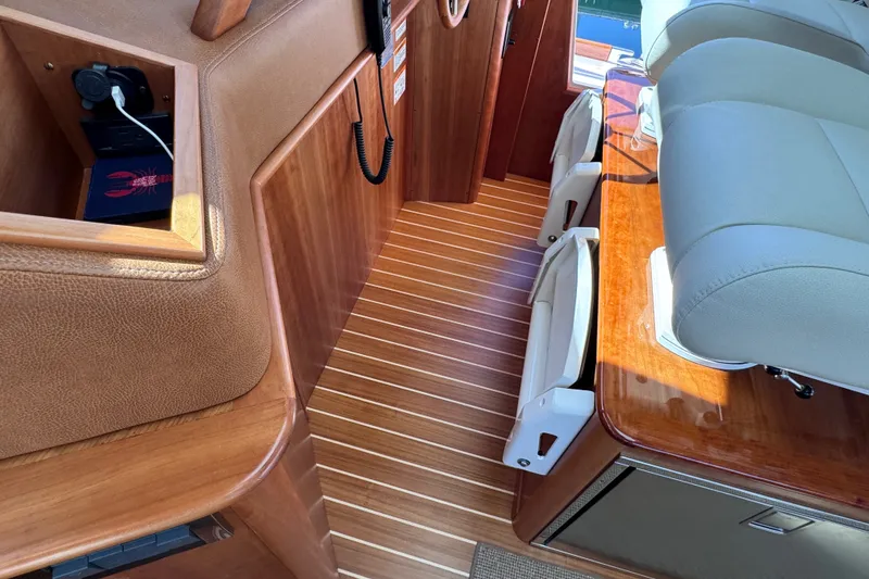 Slide: The Image of Sabre 48 Salon Express 2024 - 58