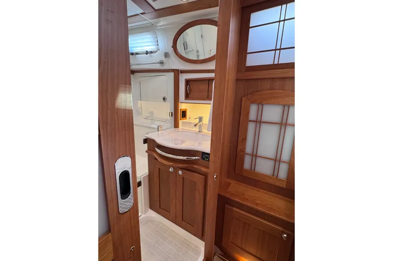 Slide: The Image of Sabre 48 Salon Express 2024 - 20