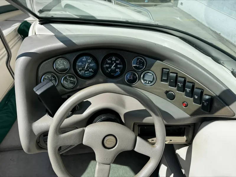 Slide: The Image of Crownline Boats 225 1999 - 11