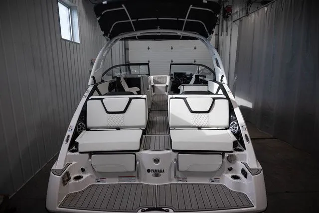 Slide: The Image of Yamaha 252SD 2024 - 4