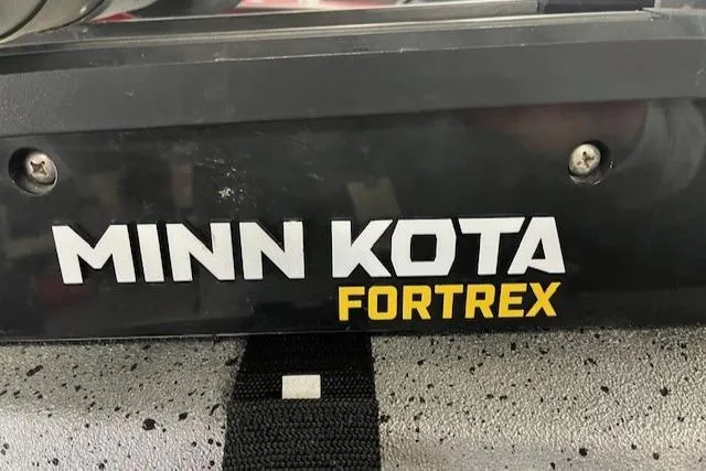 Slide: The Image of Minn Kota Fortrex trolling motor on 2022 Express XPRESS X19PRO boat. - 16