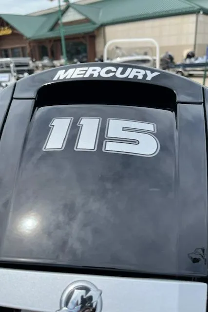 Slide: The Image of Mercury 115 outboard motor on a 2024 Mako 18 LTS boat. - 13